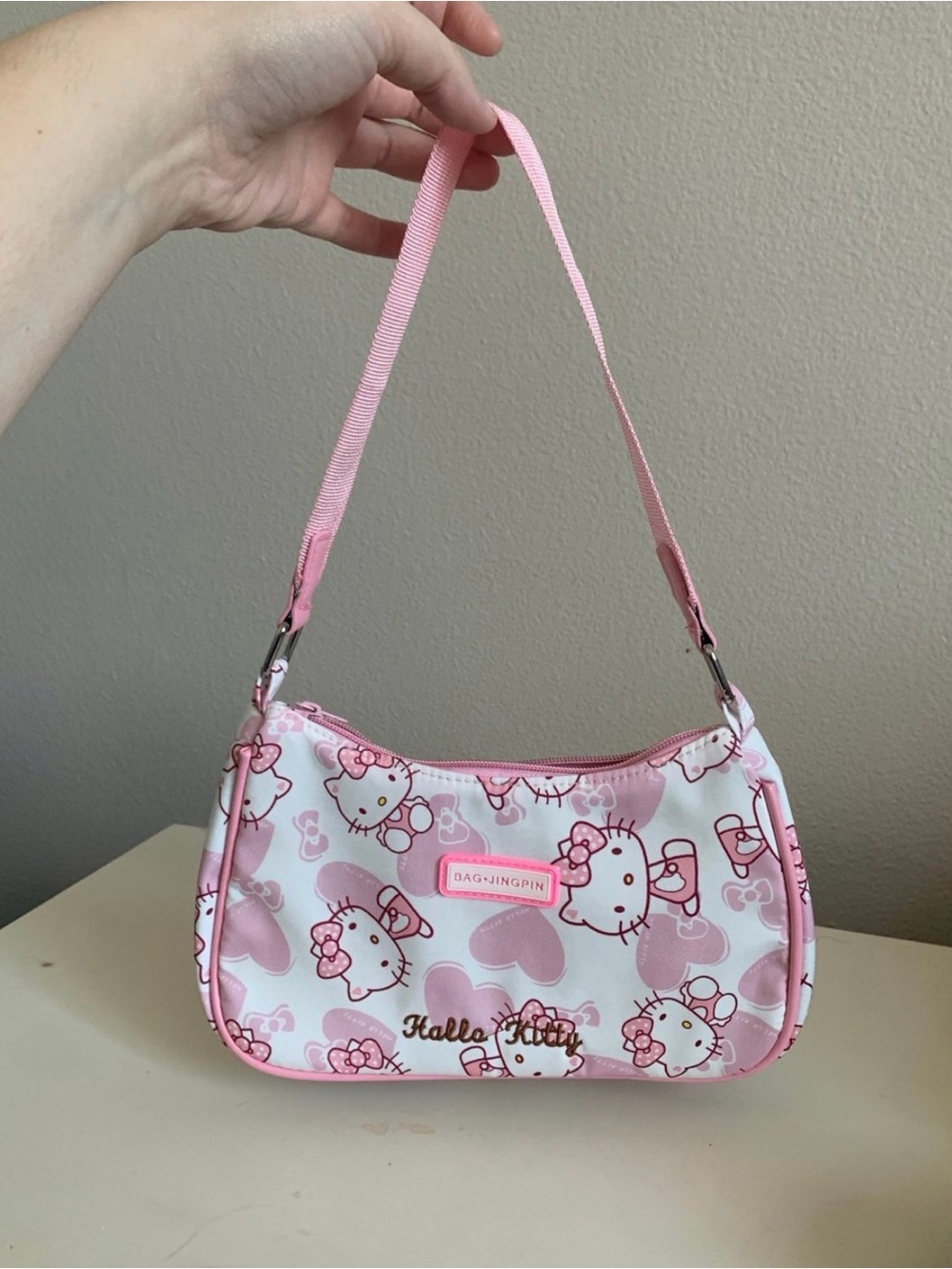 Hello Kitty Pink and White Shoulder Bag with Heart Print